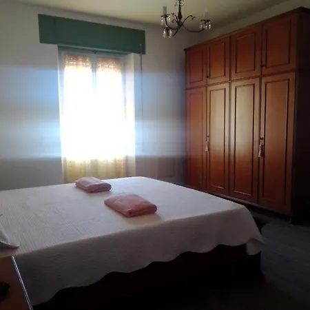 Guest house Casa Carducci Affittacamere *